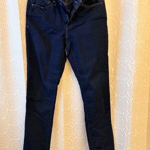 Levi's classic Mid Rise Dark Blue Women's Skinny Jeans